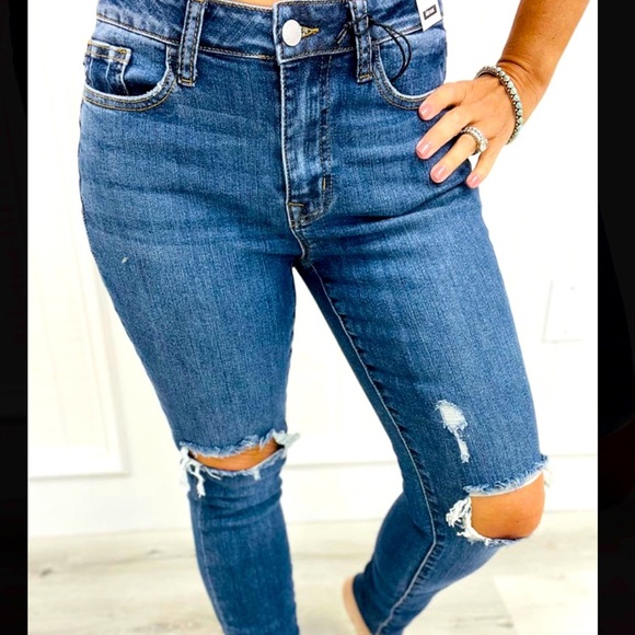 Judy Blue Denim - Judy Blue High Waist Destroyed Skinny Jeans